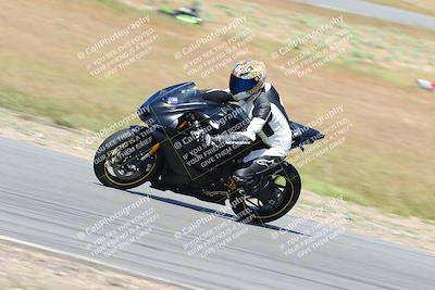 media/Apr-23-2023-TrackXperience (Sun) [[90816c9ee1]]/Level 2/session 2 turn 11/